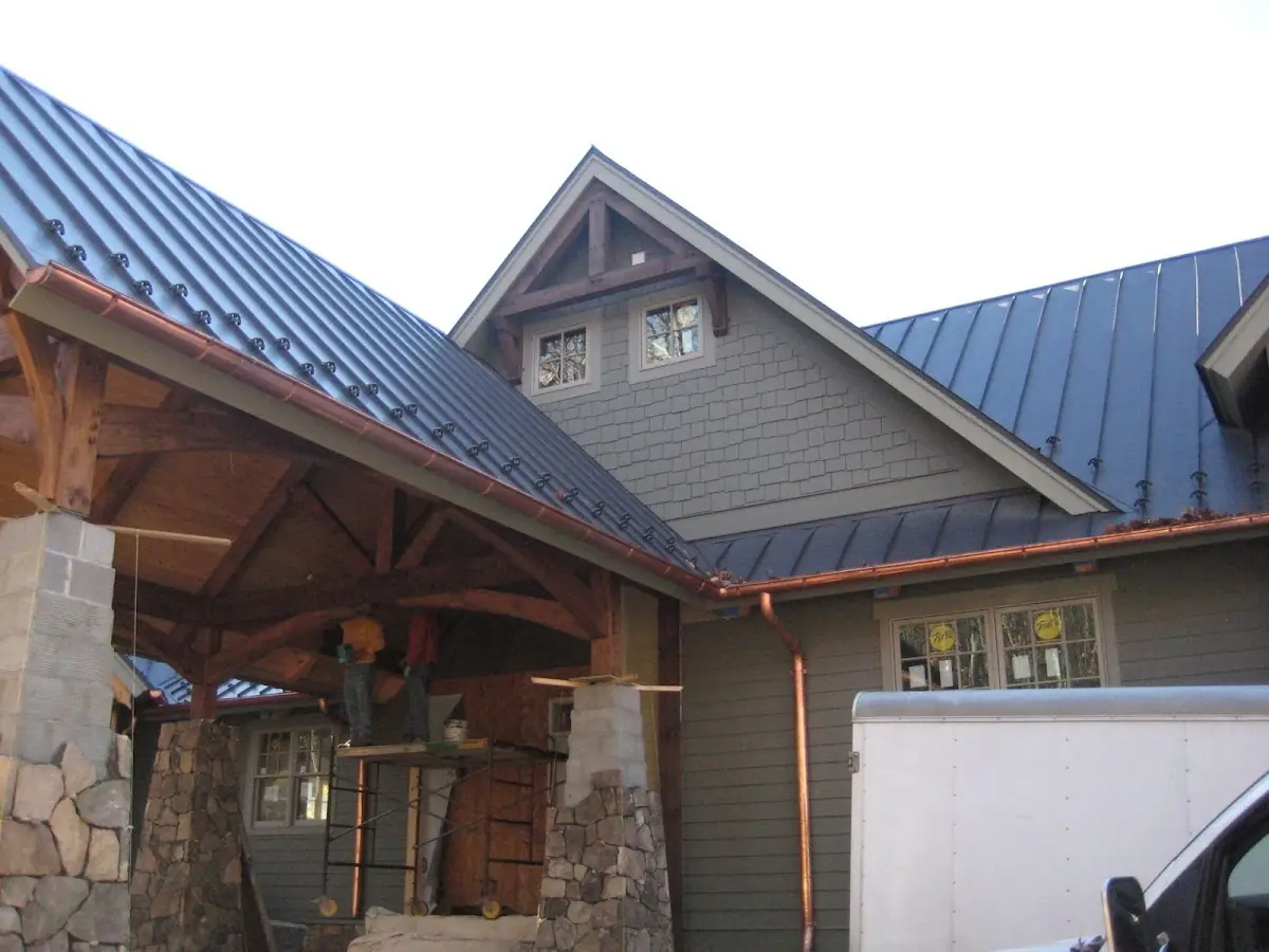 Craftsman Roofing team delivering quality roofing work in Smokey Point
